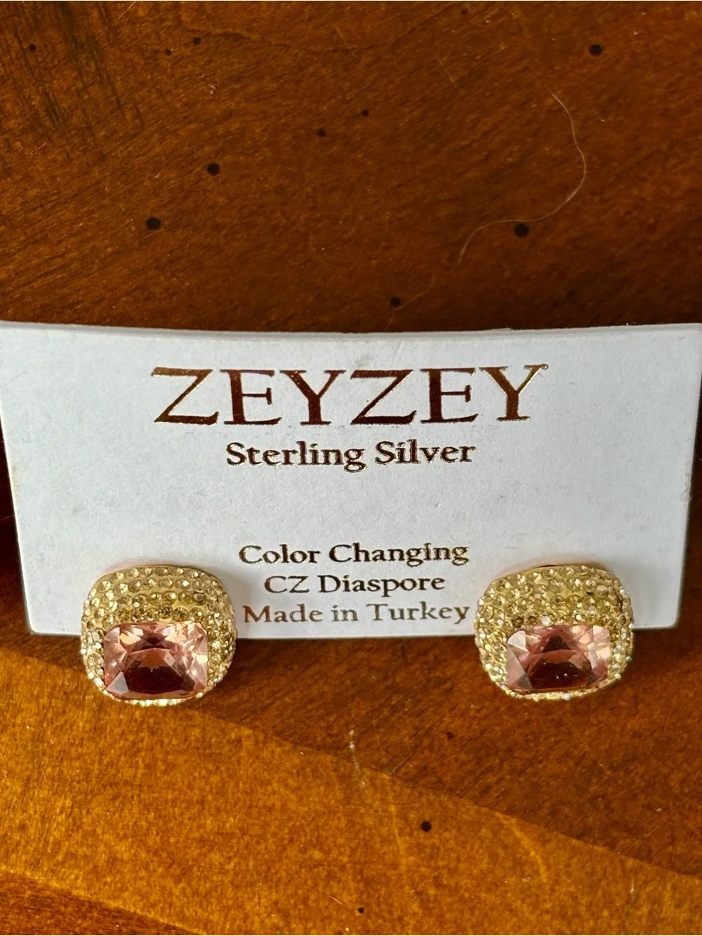 ZEYZEY 925 sterling silver stud earrings square color changing CZ diaspore stone